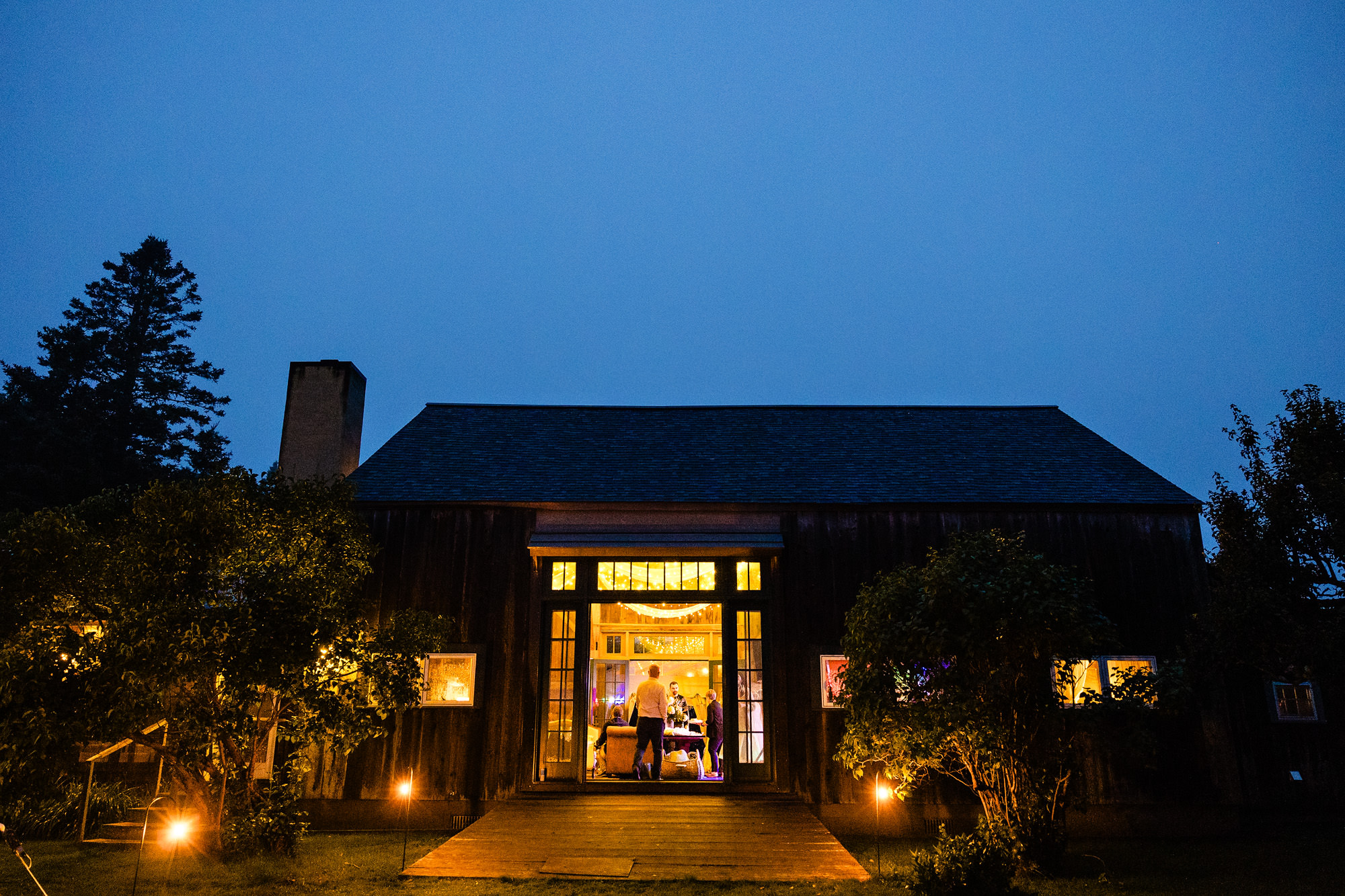 Harris Barn is a wedding venue on MDI, in Seal Cove, that's perfect for a destination wedding.