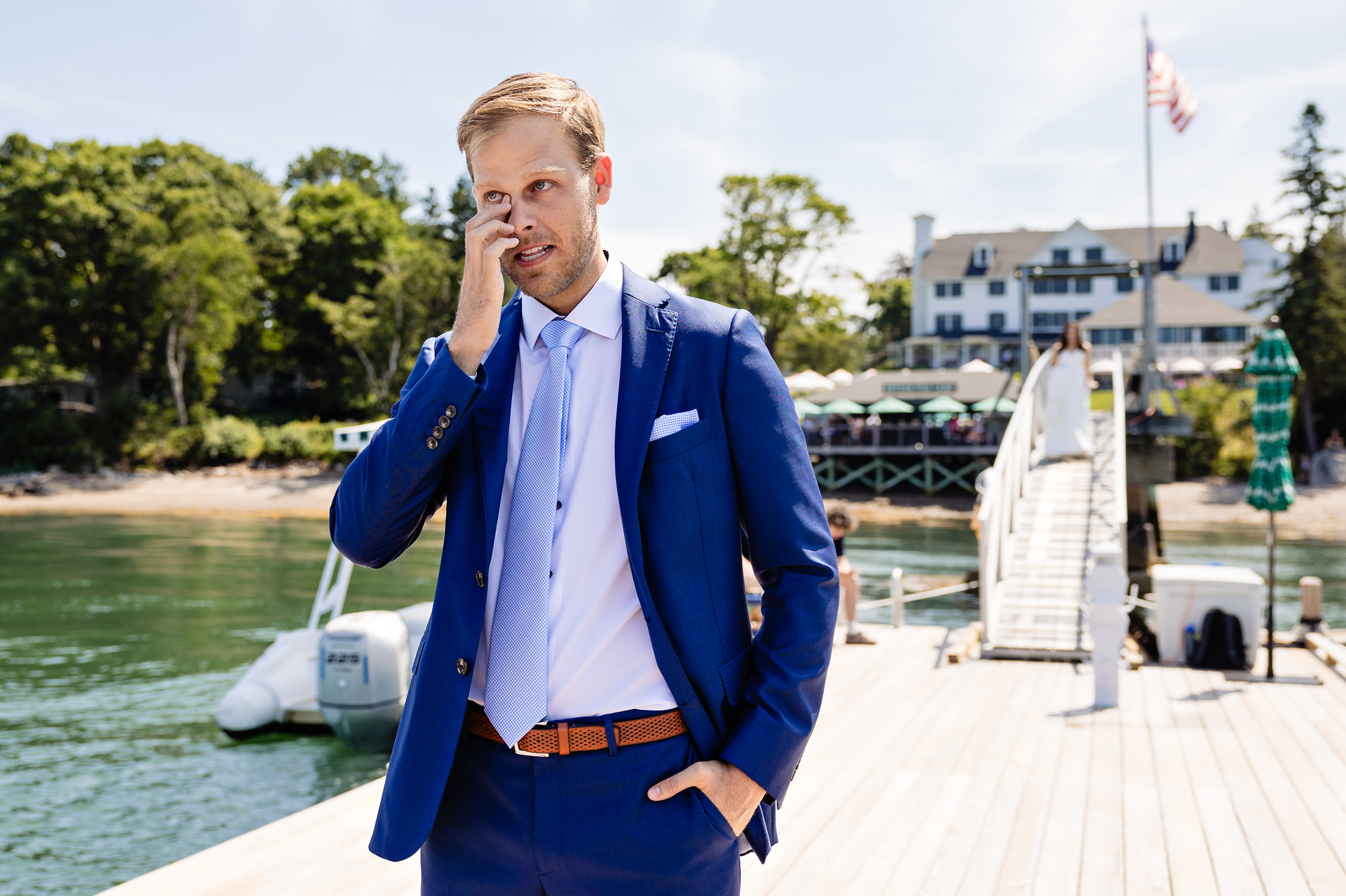 Alexis and Mike's boat elopement