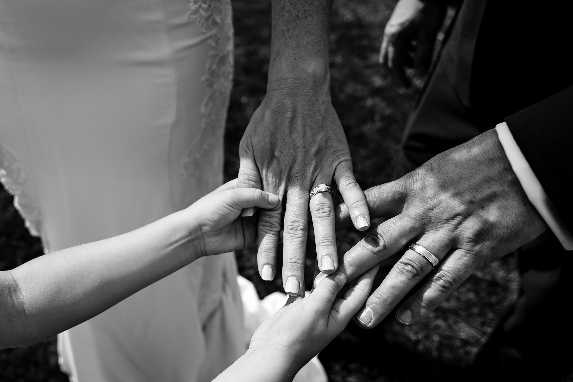 Jen & Kindle's Bar Harbor Inn elopement