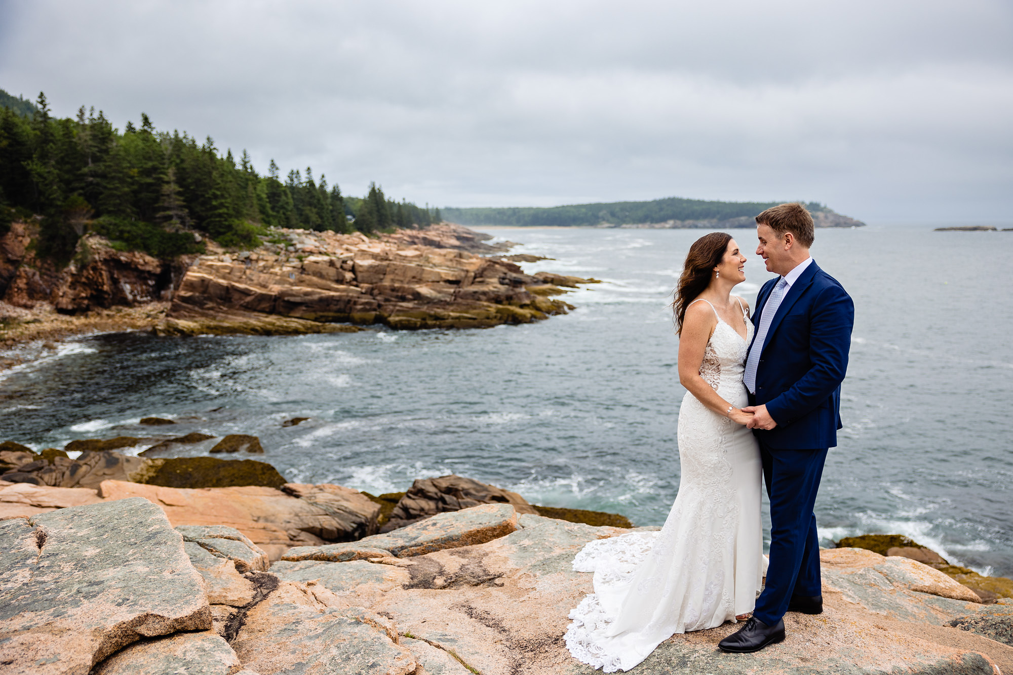 Jen & Kindle's Bar Harbor Inn elopement