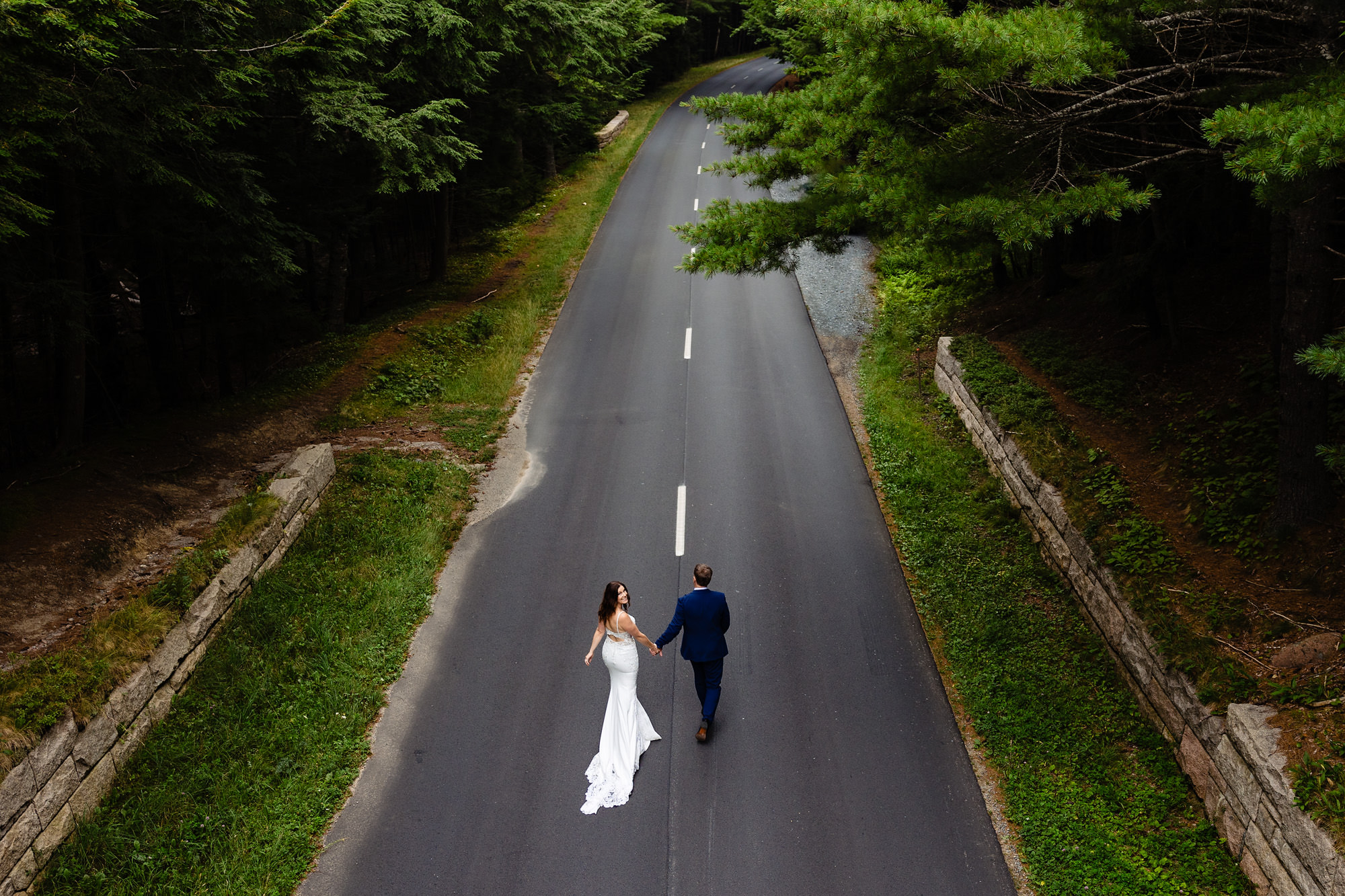 Jen & Kindle's Bar Harbor Inn elopement