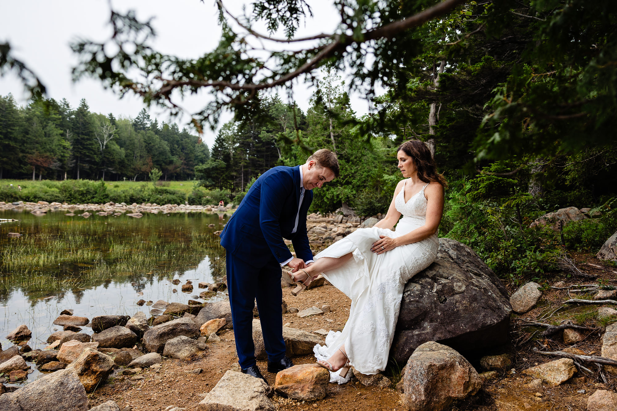 Jen & Kindle's Bar Harbor Inn elopement